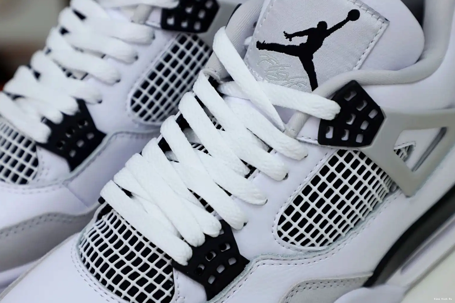 4 Kimikick JORDAN MILITARY BLACK AIR 0716